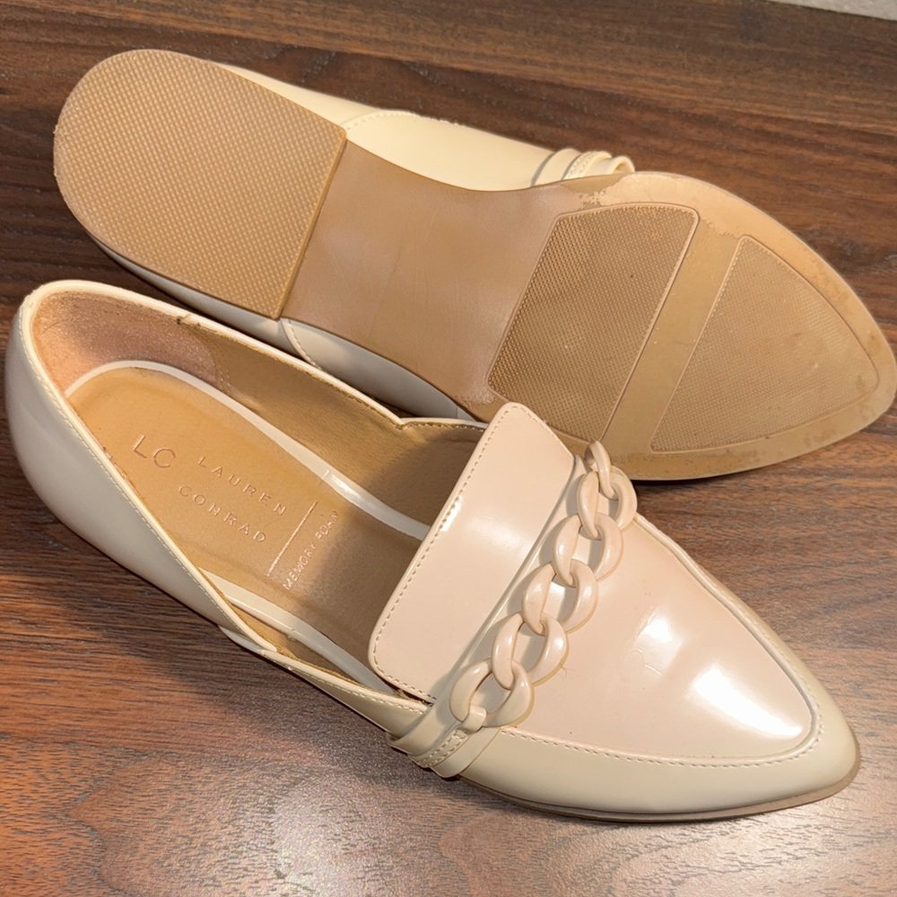 Lauren Conrad Cream Loafers with Chain Detail